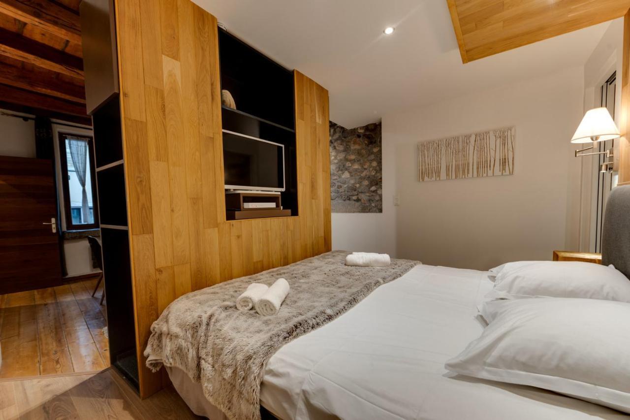 La Cour Filaterie - Suite Au D'Annecy Pdj En Option Exterior photo